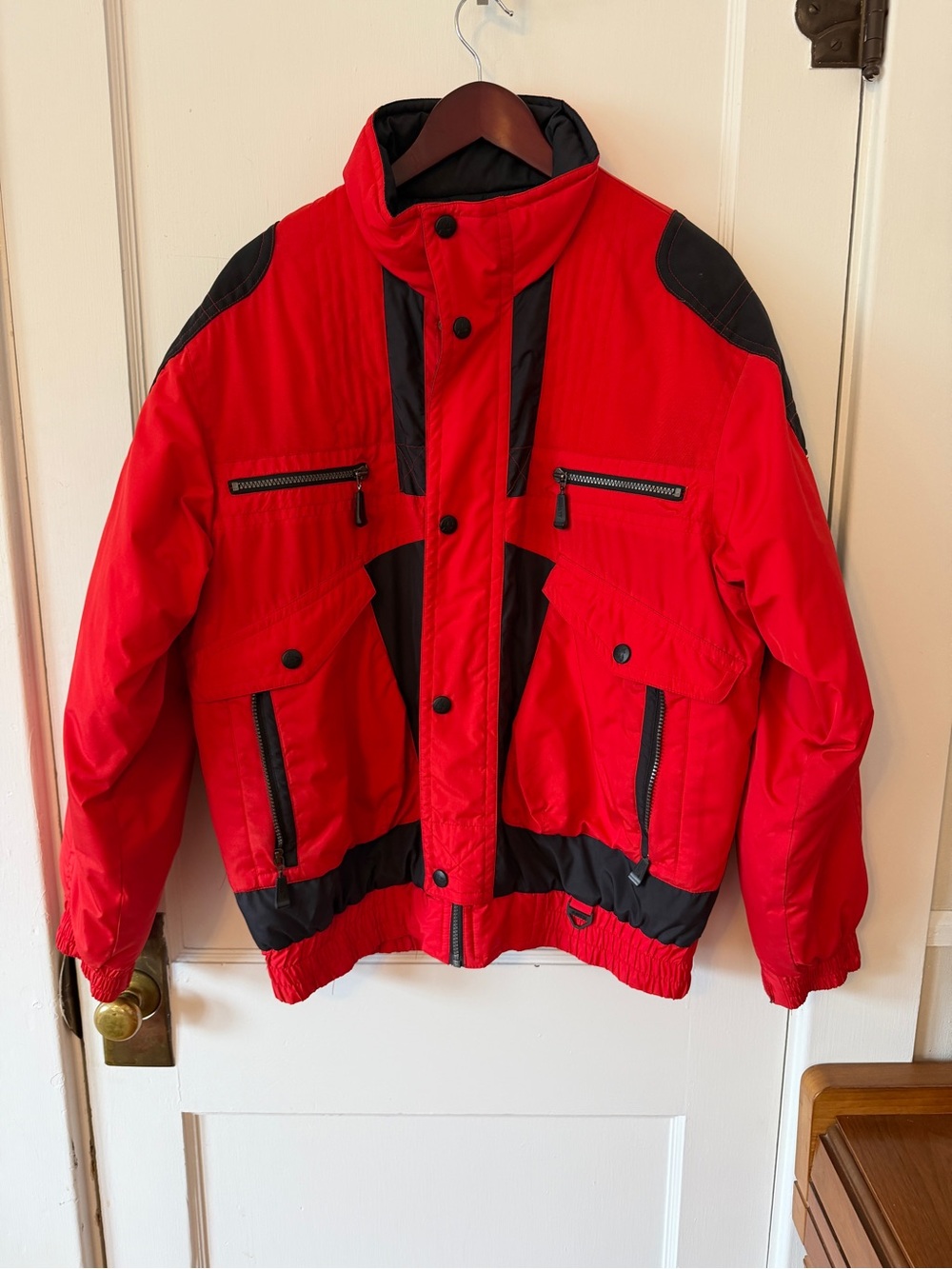 Vintage Zermatt Red Winter Ski Snowboard Jacket Coat with Black Accents L